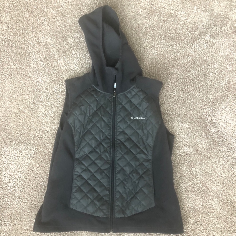 Columbia Vest